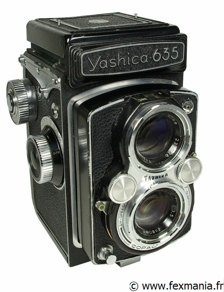 Yashica-635 