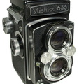 Yashica-635 