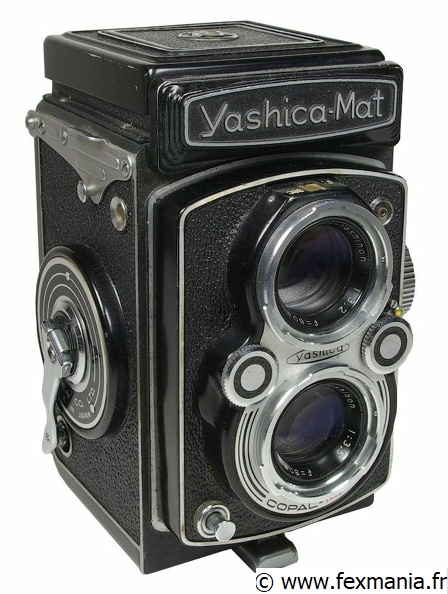  Yashica-Mat  