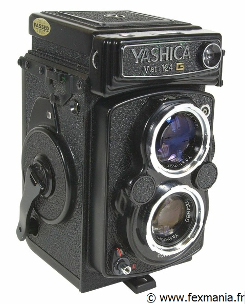 YASHICA Mat 124G.jpg