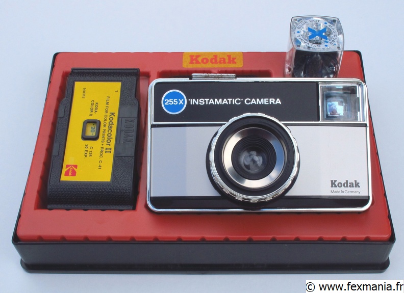 Kodak coffret Instamatic 255X.jpg