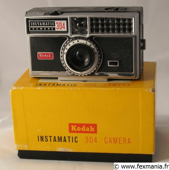 Kodak Instamatic 304 573 + boîte.jpg