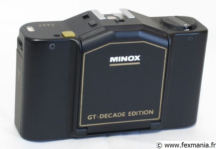 MINOX 35 GT DECADE EDITION FERME.jpg