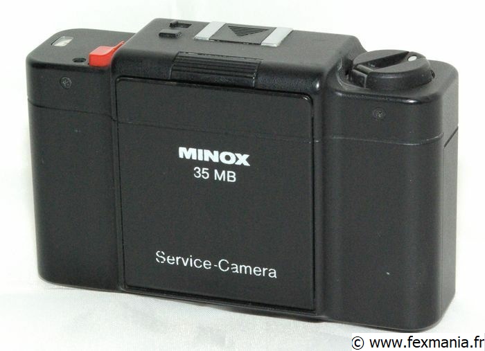 Minox 35 MB Service Camera fermé.jpg