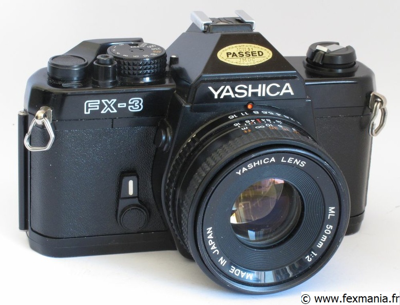 YASHICA FX-3  