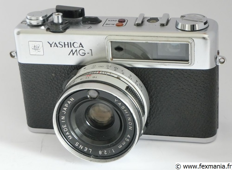 Yashica MG-1 